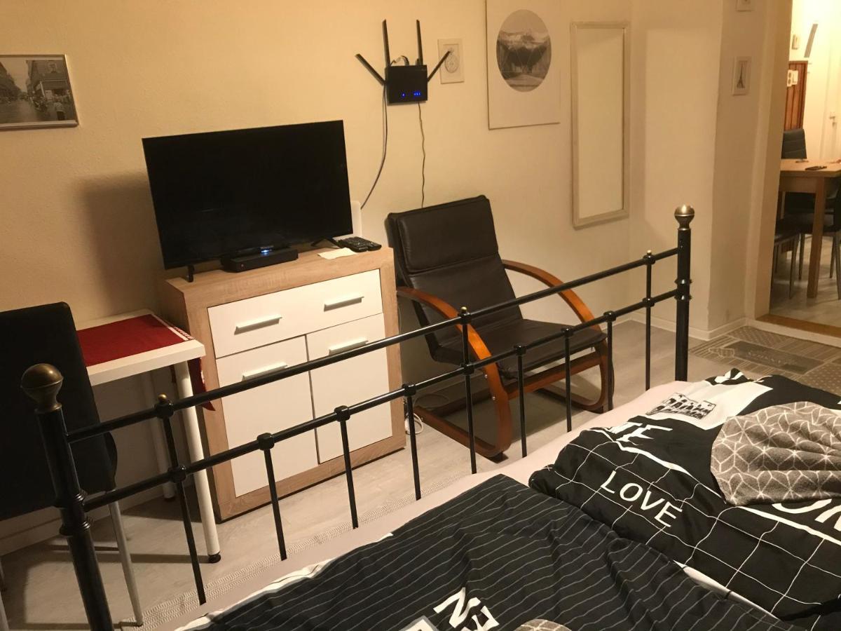 Jazmin Apartman Apartment เปตช์ ภายนอก รูปภาพ
